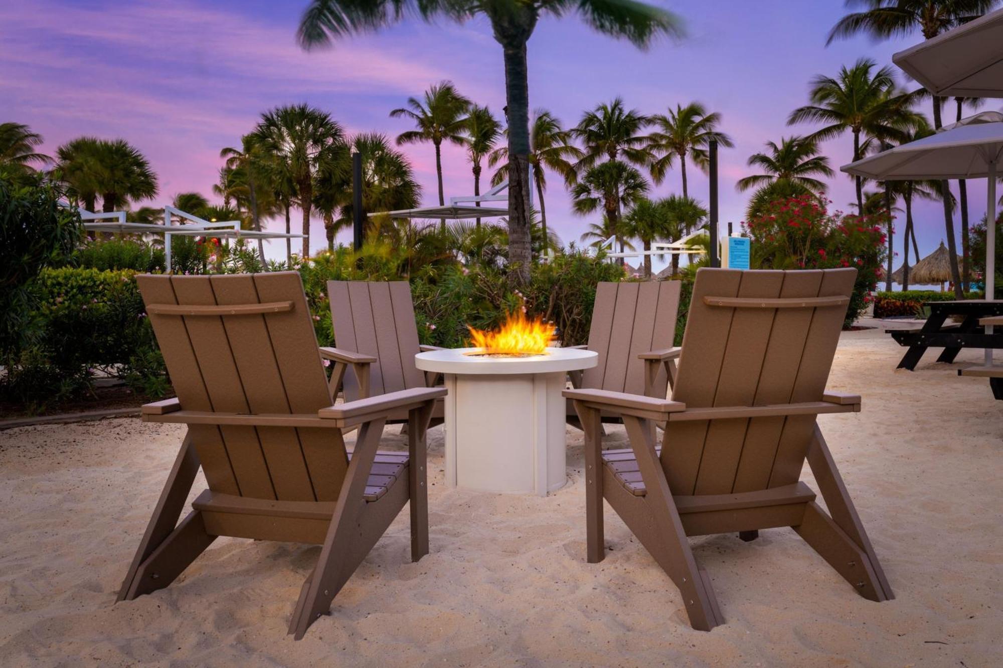 Отель Marriott'S Aruba Ocean Club Палм Бич Экстерьер фото